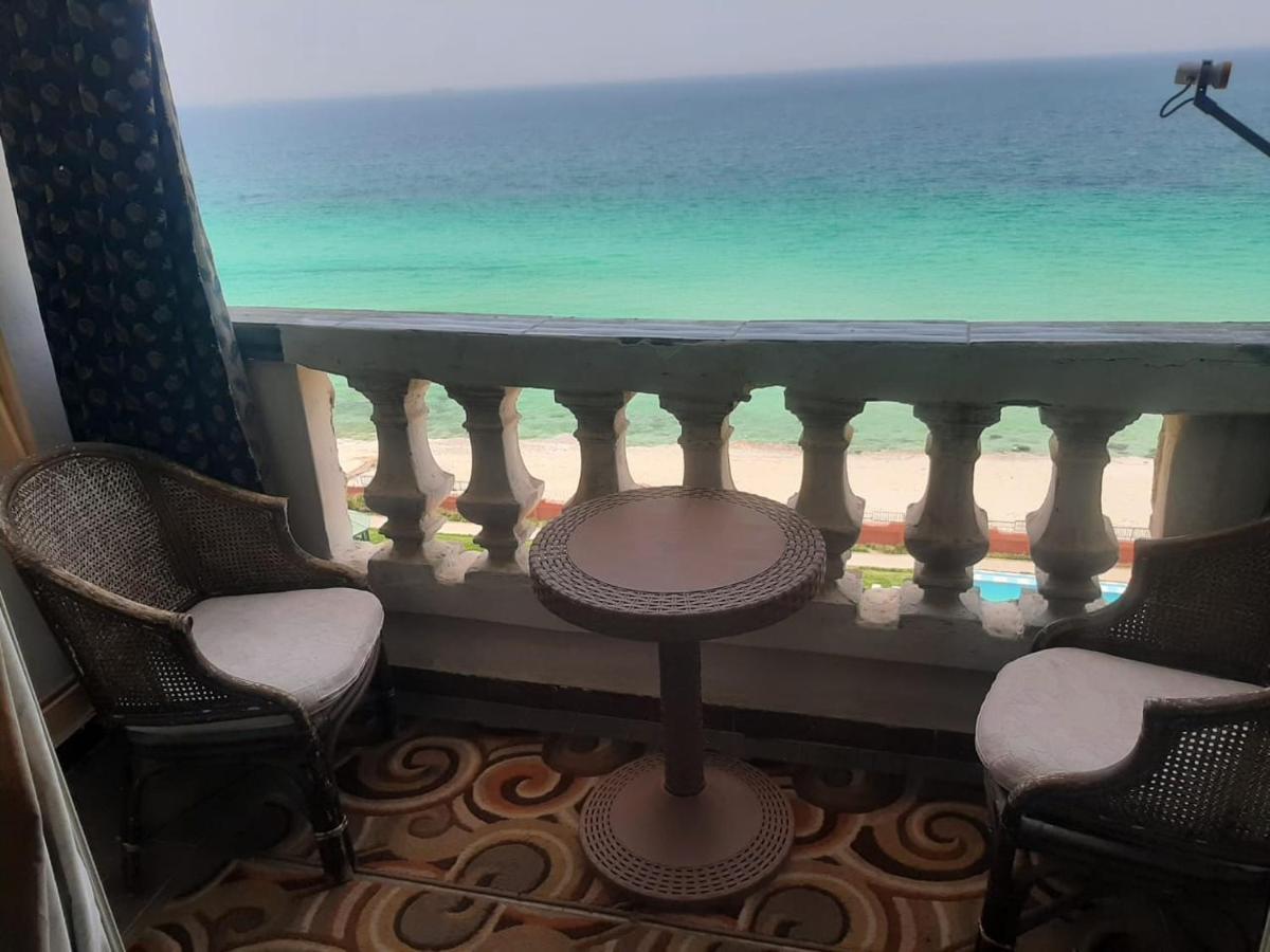 Panorama Apartment With A Charming Sea And Swimming Pool View Near Alexandria With Free Wifi شقة باطلالة ساحرة على البحر وحمام السباحة Экстерьер фото