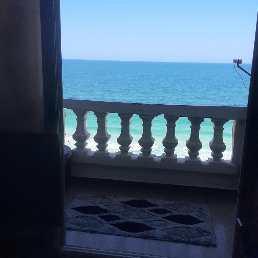 Panorama Apartment With A Charming Sea And Swimming Pool View Near Alexandria With Free Wifi شقة باطلالة ساحرة على البحر وحمام السباحة Экстерьер фото